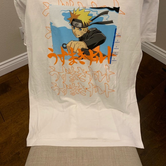 BRAND NEW* Anime tee - Picture 1 of 3